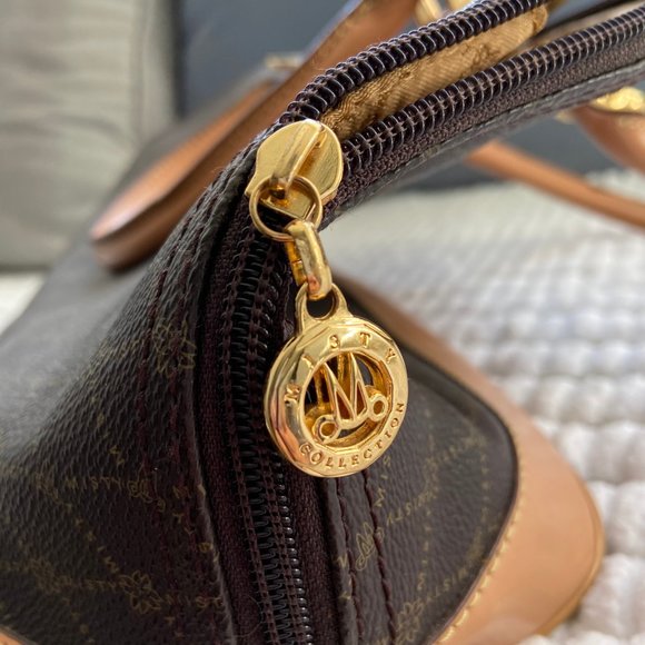 Misty Collection Monogram Purse - Picture 3 of 4